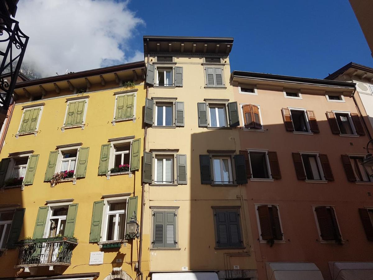 Antica Contrada Apartment Riva del Garda Buitenkant foto