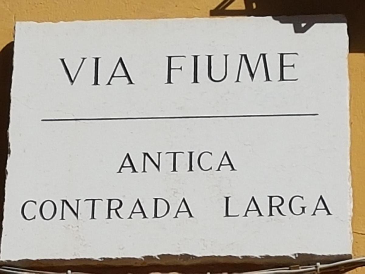 Antica Contrada Apartment Riva del Garda Buitenkant foto